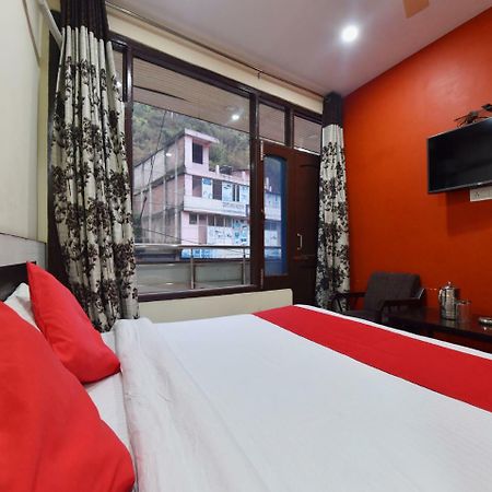 Oyo 28027 Hotel Dhruv Mandi Esterno foto